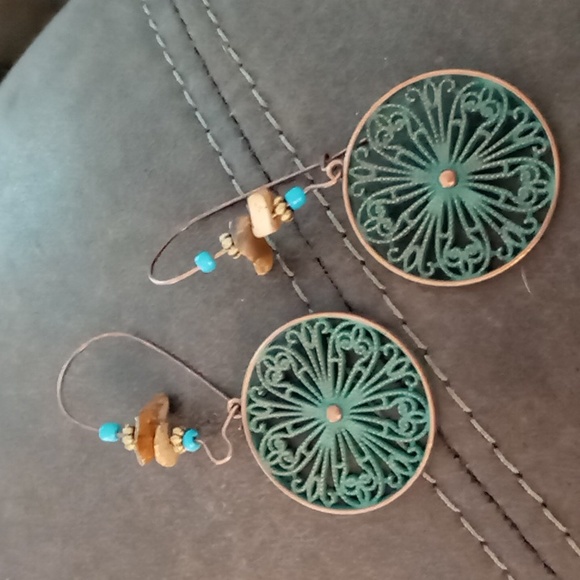 Bohemian bronze earrings - Picture 2 of 2